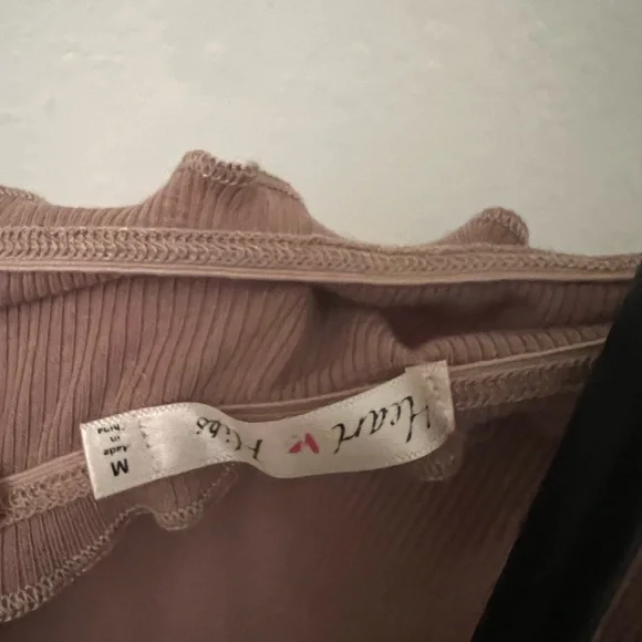 Off-Shoulder Ruffle Dress - Picture 3 of 3